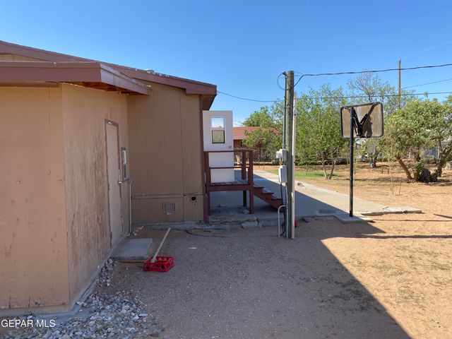 14807 MULE DEER Drive, El Paso, TX 79938