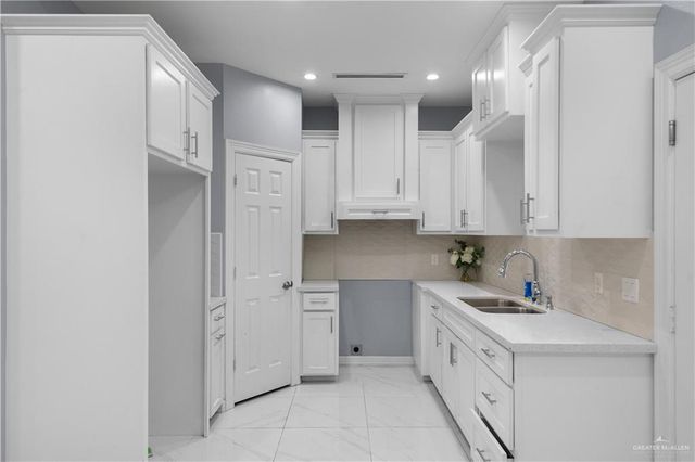 706 Fitzgerald Street, San Juan, TX 78589