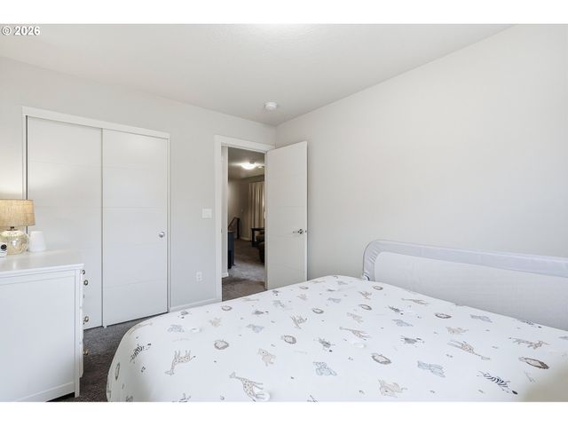 7950 Se BUTTERNUT CREEK Pkwy, Hillsboro, OR 97123