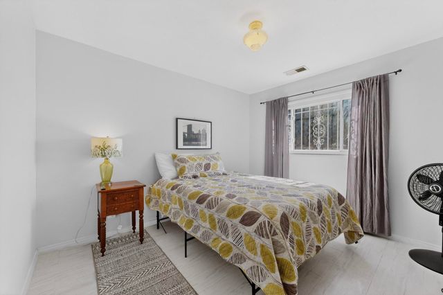 10225 Propps Street NE, Albuquerque, NM 87112