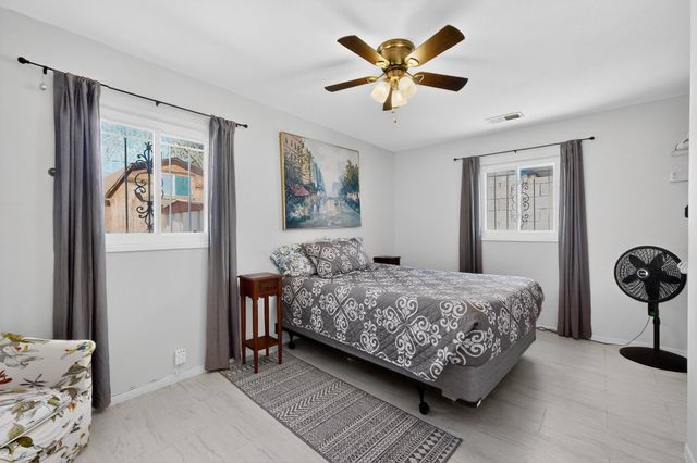 10225 Propps Street NE, Albuquerque, NM 87112