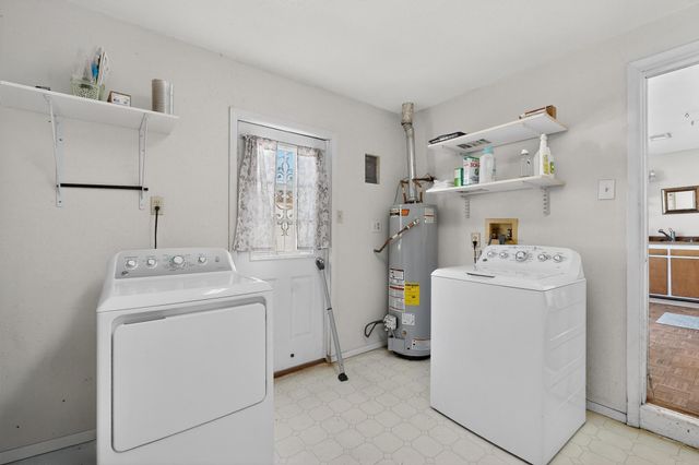 10225 Propps Street NE, Albuquerque, NM 87112