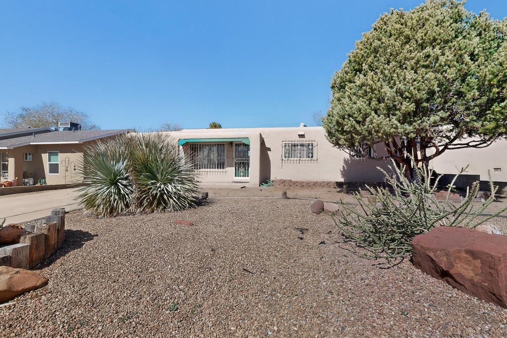 Image 2 of property listing at 10225 Propps Street NE, Albuquerque, NM 87112