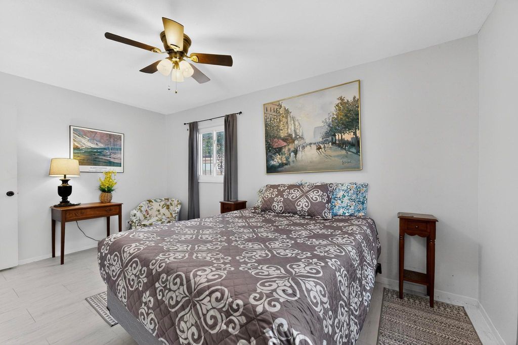 Image 22 of property listing at 10225 Propps Street NE, Albuquerque, NM 87112