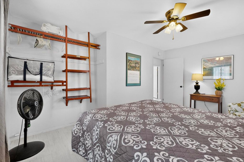 Image 23 of property listing at 10225 Propps Street NE, Albuquerque, NM 87112