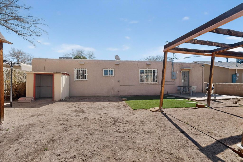 Image 28 of property listing at 10225 Propps Street NE, Albuquerque, NM 87112