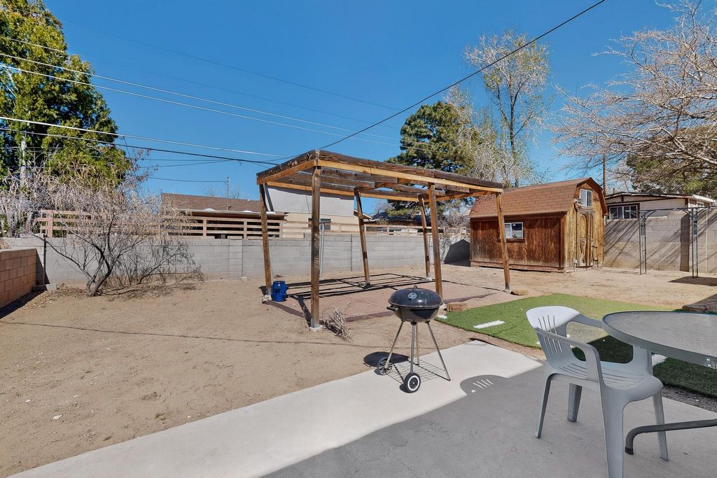 Image 36 of property listing at 10225 Propps Street NE, Albuquerque, NM 87112