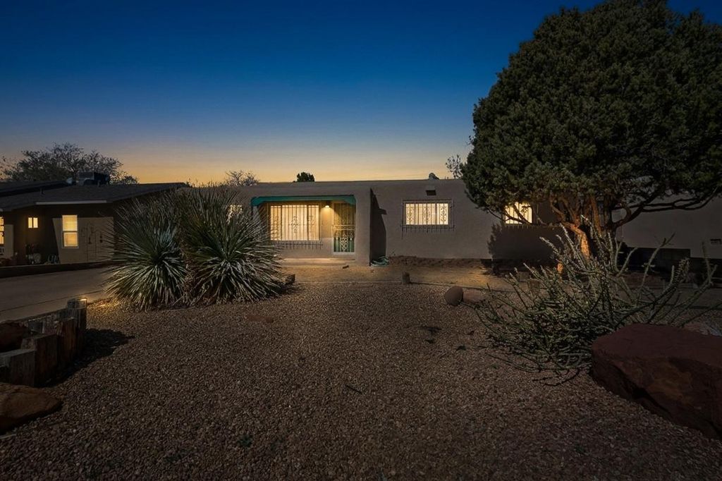 Image 42 of property listing at 10225 Propps Street NE, Albuquerque, NM 87112