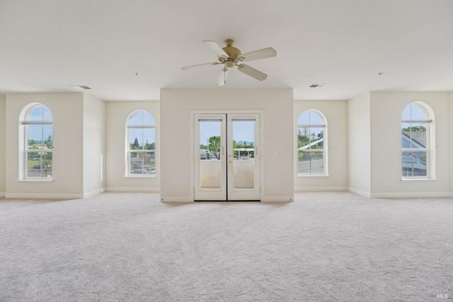 43 Johnson St, Windsor, CA 95492