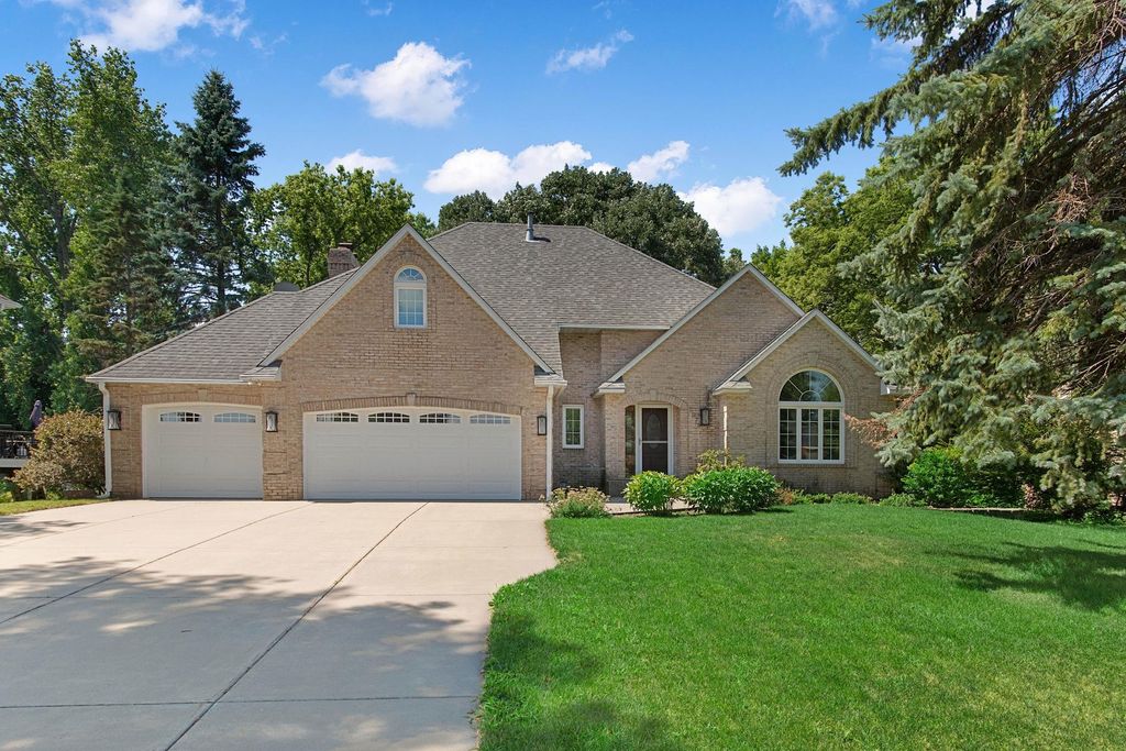 8978 Jewel Avenue S, Cottage Grove, MN 55016 — exterior