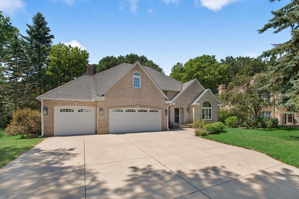 8978 Jewel Avenue S, Cottage Grove, MN 55016 — photo 2