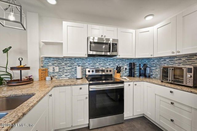 747 WEST Street, Jacksonville, FL 32204