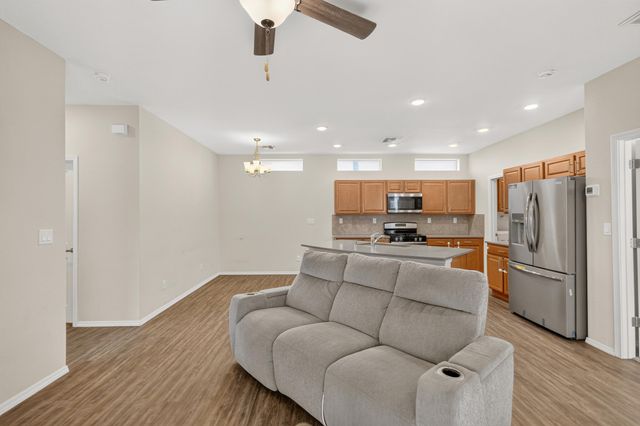 1242 Tierra Verde Loop NW, Los Lunas, NM 87031
