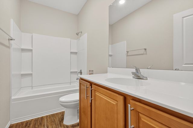 1242 Tierra Verde Loop NW, Los Lunas, NM 87031