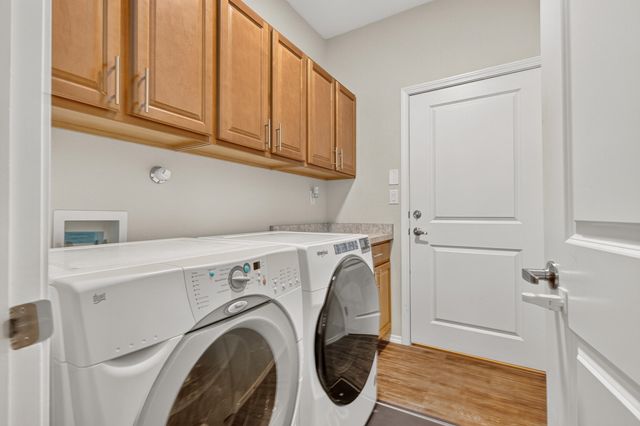 1242 Tierra Verde Loop NW, Los Lunas, NM 87031
