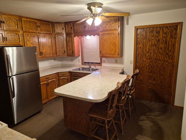 218 3rd Ave SE, Oelwein, IA 50662