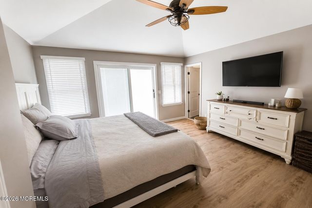 9 Neptune Road, Toms River, NJ 08753