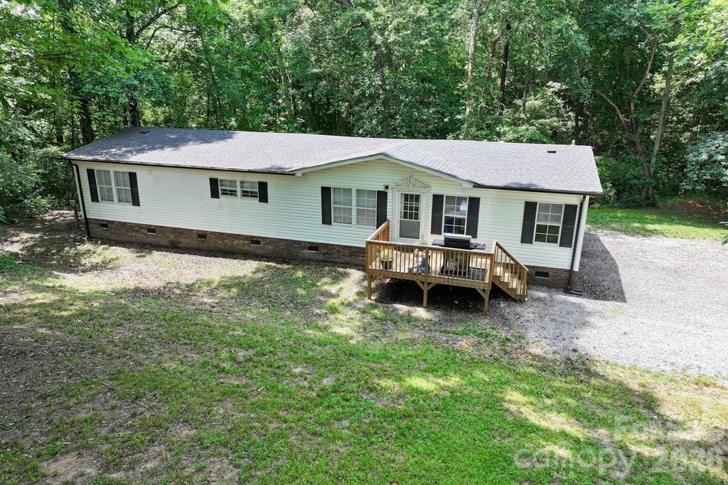 4265 Dry Pond Lane, Conover, NC 28613