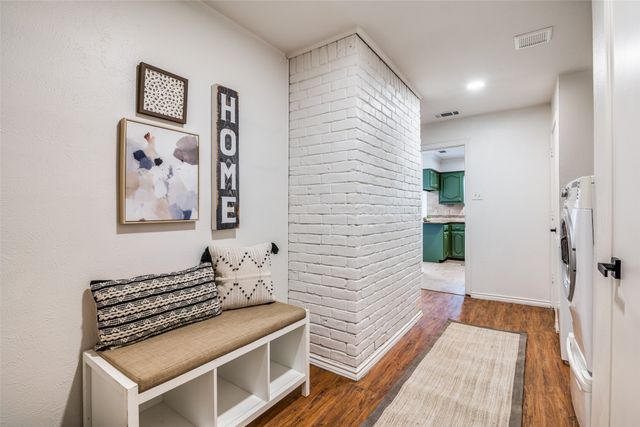 1110 Gardengate Circle, Garland, TX 75043