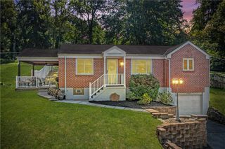 5857 Kings School Rd, Bethel Park, PA 15102