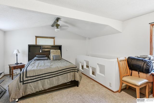 7082 Binney Street, Omaha, NE 68104
