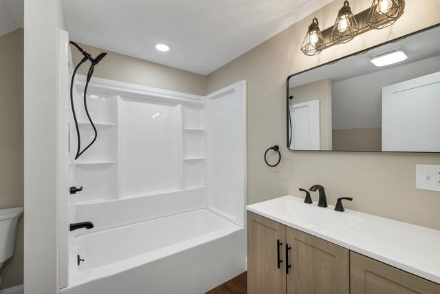 260 Center Hill Road, Epsom, NH 03234