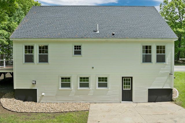 260 Center Hill Road, Epsom, NH 03234