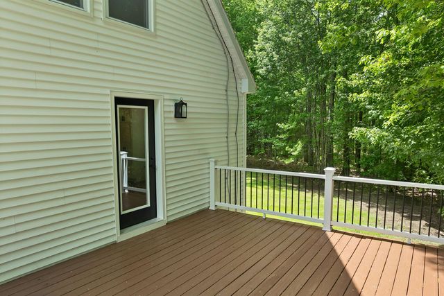 260 Center Hill Road, Epsom, NH 03234