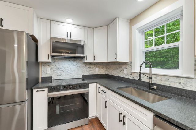 260 Center Hill Road, Epsom, NH 03234
