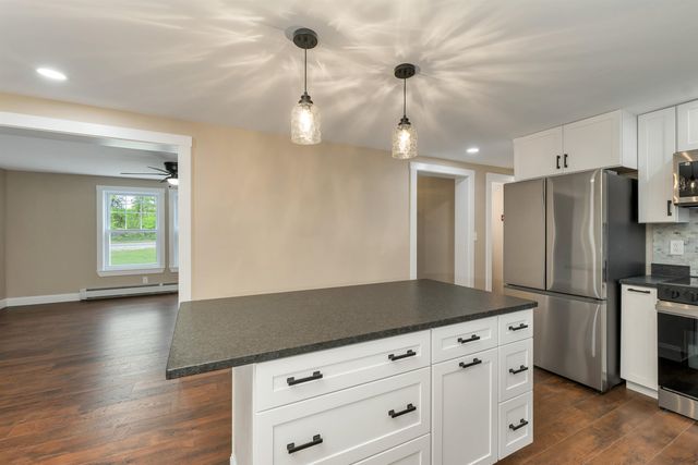 260 Center Hill Road, Epsom, NH 03234