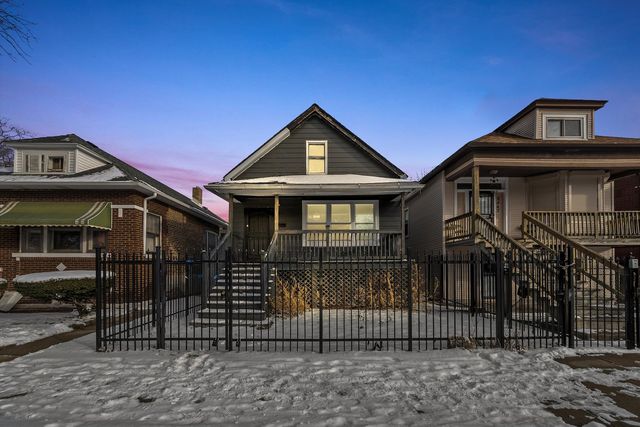 8545 S Saginaw Avenue, Chicago, IL 60617