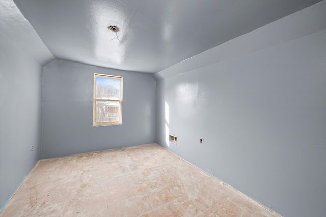 8545 S Saginaw Avenue, Chicago, IL 60617