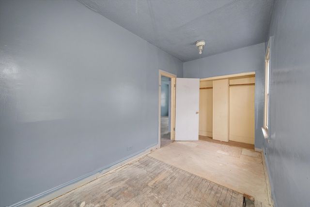 8545 S Saginaw Avenue, Chicago, IL 60617