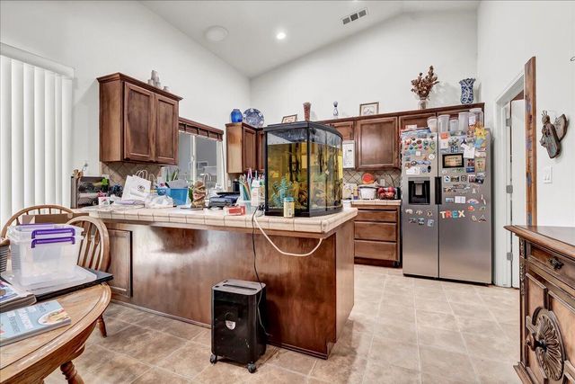 946 N Villa Street, Porterville, CA 93257