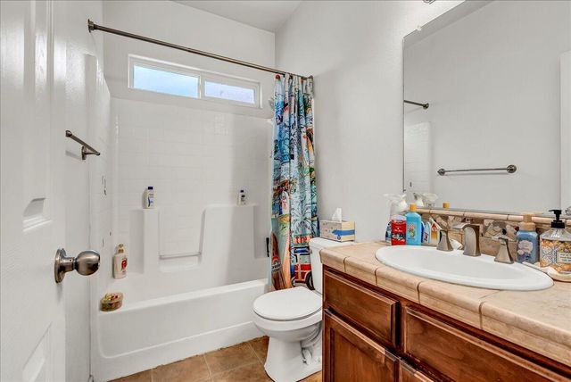946 N Villa Street, Porterville, CA 93257