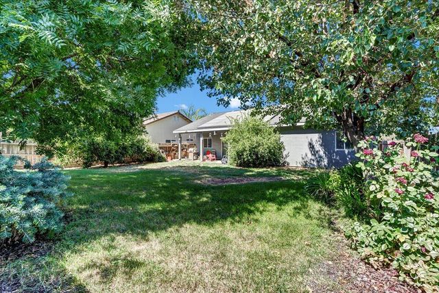 946 N Villa Street, Porterville, CA 93257