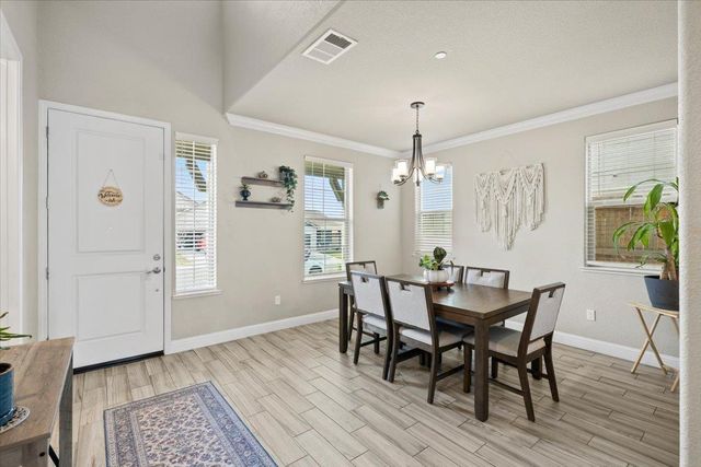 536 Lupine Dr, Ione, CA 95640