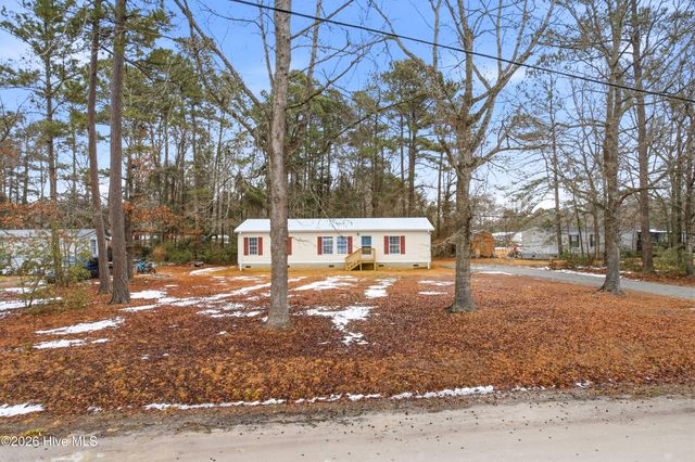456 Lanier Avenue, Rocky Point, NC 28457