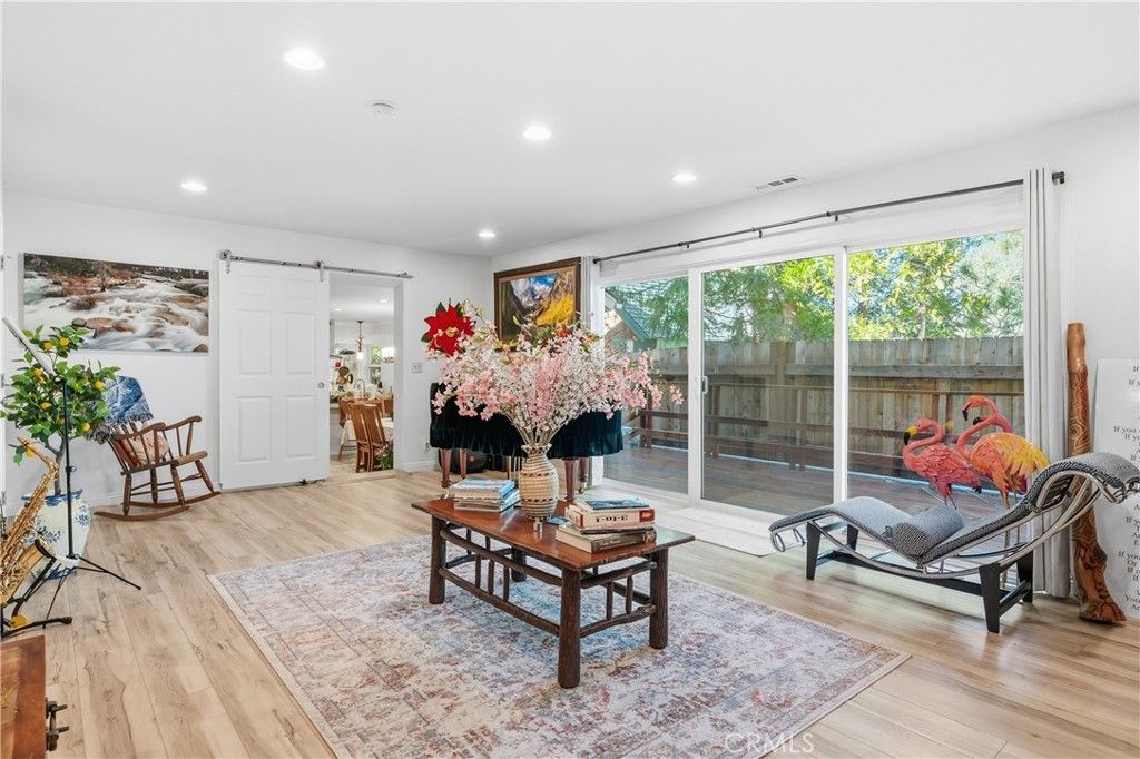 Image 24 of property listing at 195 Knoll, Big Bear Lake, CA 92315