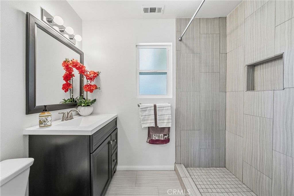 Image 28 of property listing at 195 Knoll, Big Bear Lake, CA 92315