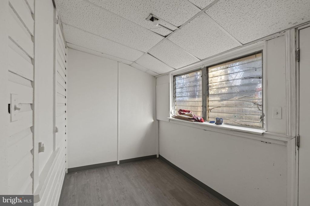 Image 11 of property listing at 1147 POTTER ST, Chester, PA 19013