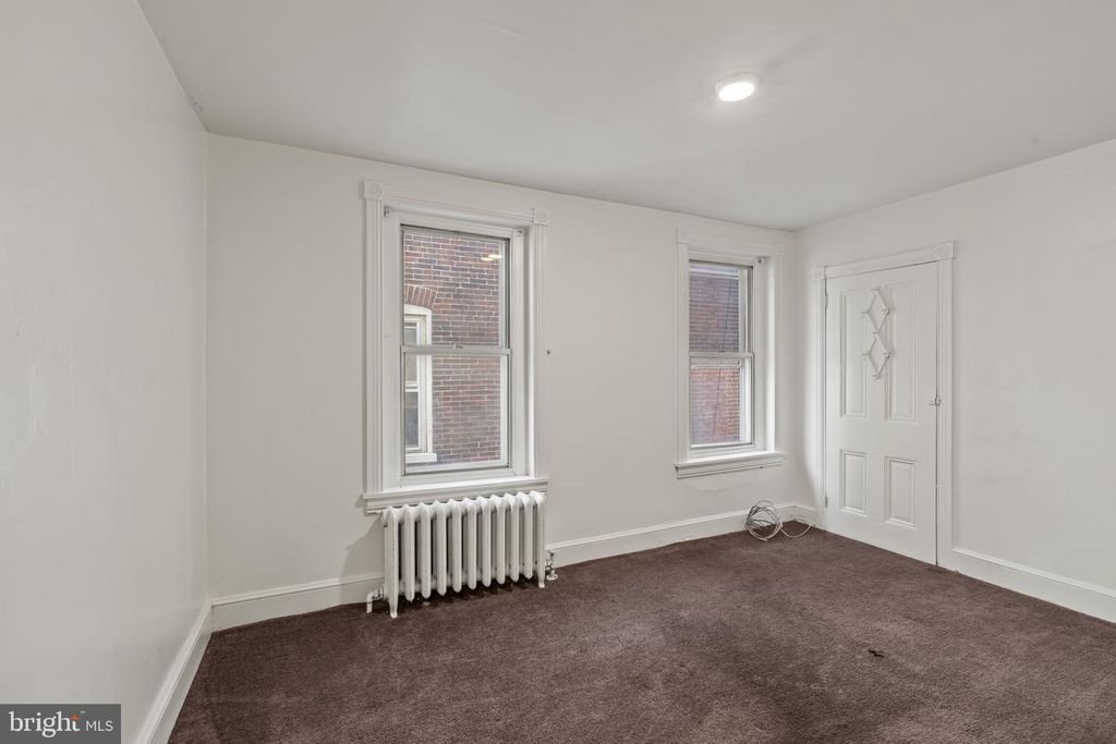 Image 16 of property listing at 1147 POTTER ST, Chester, PA 19013