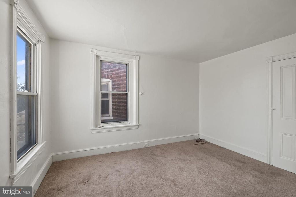 Image 19 of property listing at 1147 POTTER ST, Chester, PA 19013