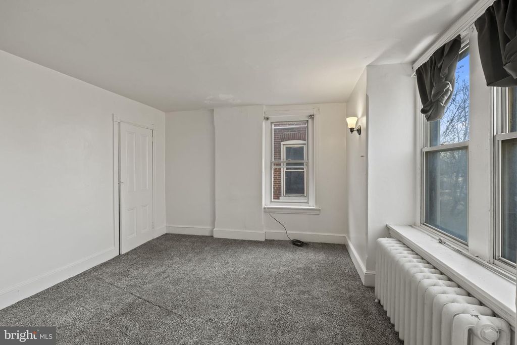 Image 22 of property listing at 1147 POTTER ST, Chester, PA 19013