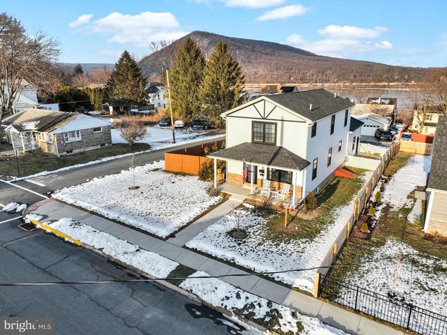 515 MAPLE AVE, Marysville, PA 17053