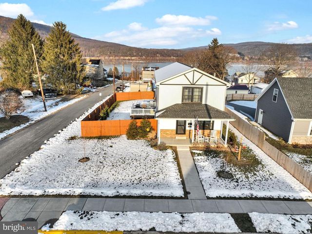 515 MAPLE AVE, Marysville, PA 17053