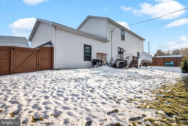 515 MAPLE AVE, Marysville, PA 17053