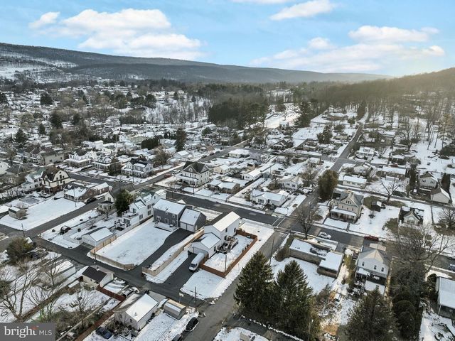 515 MAPLE AVE, Marysville, PA 17053