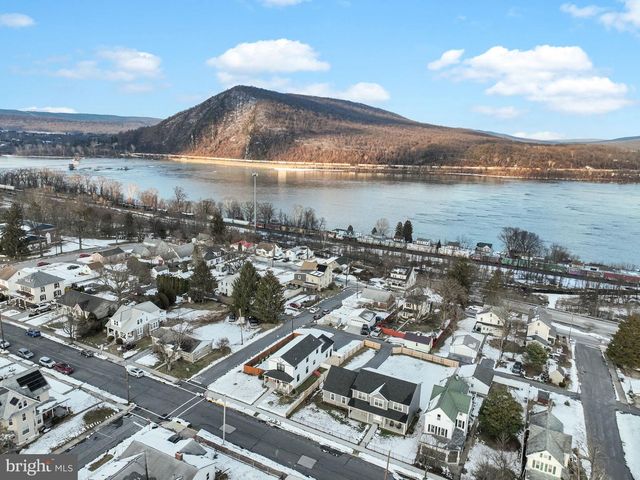 515 MAPLE AVE, Marysville, PA 17053