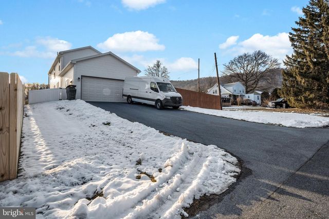 515 MAPLE AVE, Marysville, PA 17053